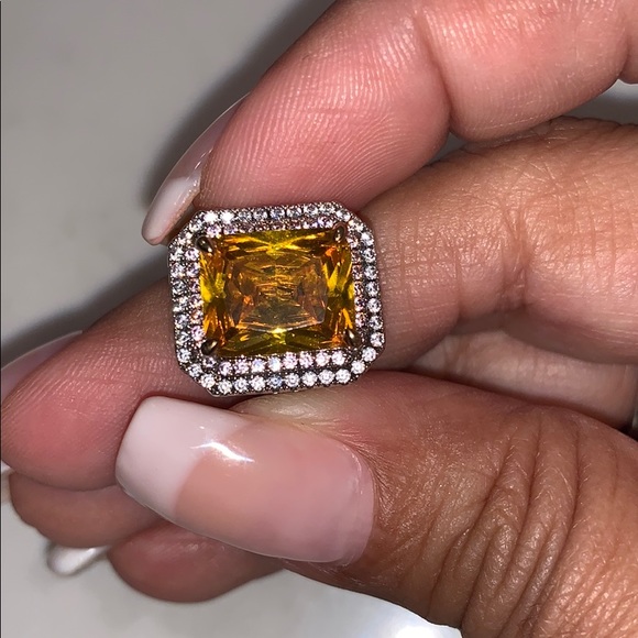 Ring - Picture 7 of 7